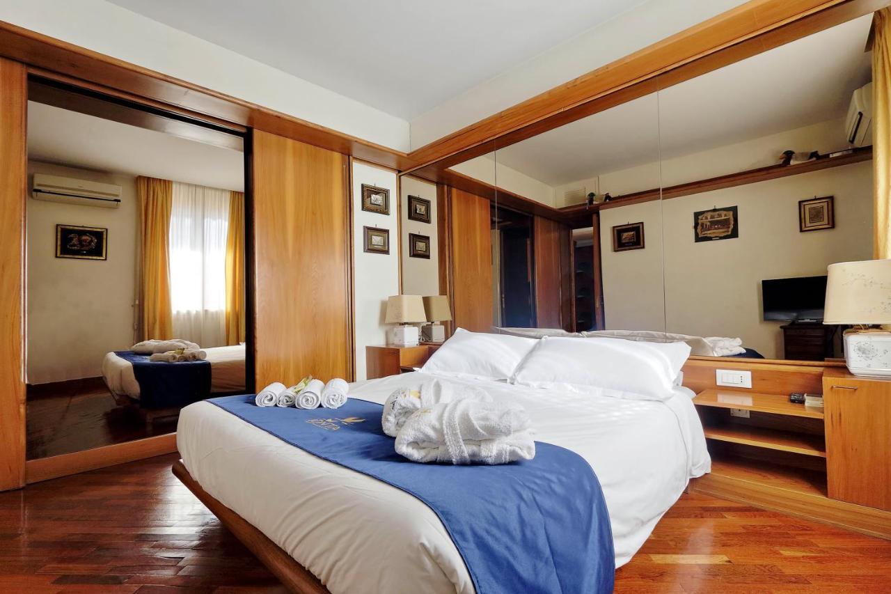 Frattina Family Romantic Superior Suite Buitenkant foto